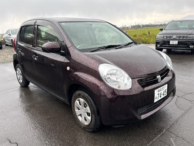 パッソ X ユルリ ETC ナビ スマートキー 電動格納ミラー CVT 盗難防止システム 衝突安全ボディ ベンチシート ABS ESC エアコン パワーステアリング パワーウィンドウ(13枚目)