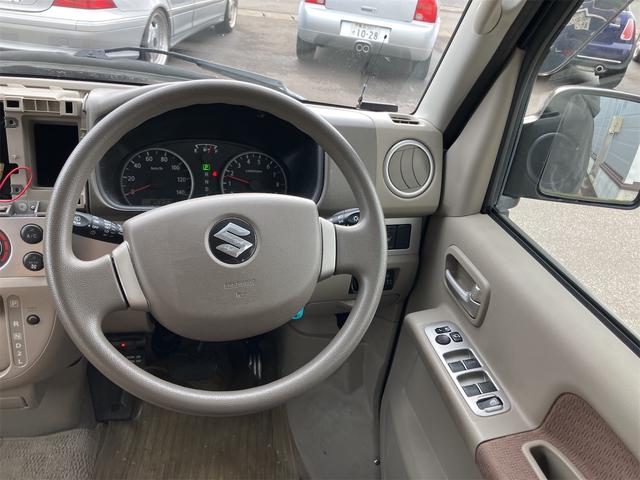 エブリイワゴン ＪＰターボ　４ＷＤ　ＥＴＣ　両側スライドドア　キーレスエントリー　電動格納ミラー　シートヒーター　ＡＴ　盗難防止システム　ＡＢＳ　ＣＤ　アルミホイール　衝突安全ボディ　エアコン　パワーステアリング（2枚目）