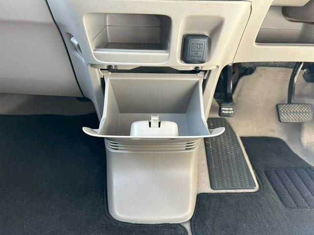 Ｎ－ＢＯＸ Ｇ・Ｌパッケージ　純正オーディオ　左パワースライドドア　　横滑り防止装置（39枚目）