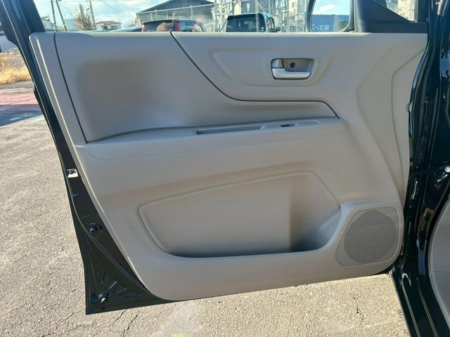 N-WGN C 純正CDオーディオ 横滑り防止 オートエアコン パワステ パワーウインドウ(32枚目)