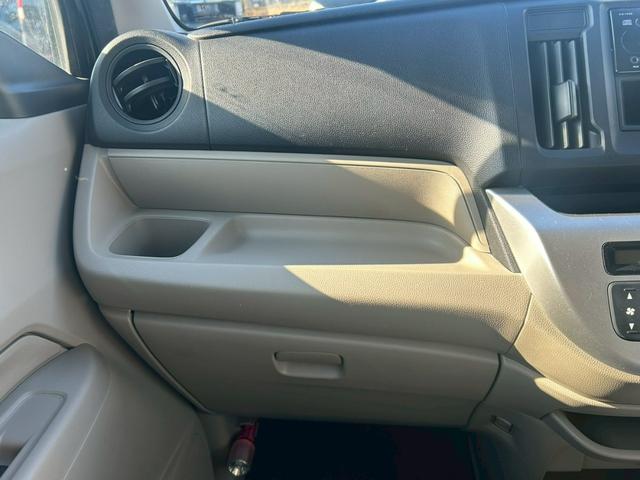 N-WGN C 純正CDオーディオ 横滑り防止 オートエアコン パワステ パワーウインドウ(41枚目)