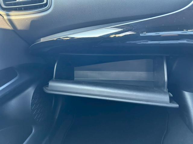 プリウス S ナビ DTV ETC Bluetooth機能 アルミ バックカメラ(29枚目)