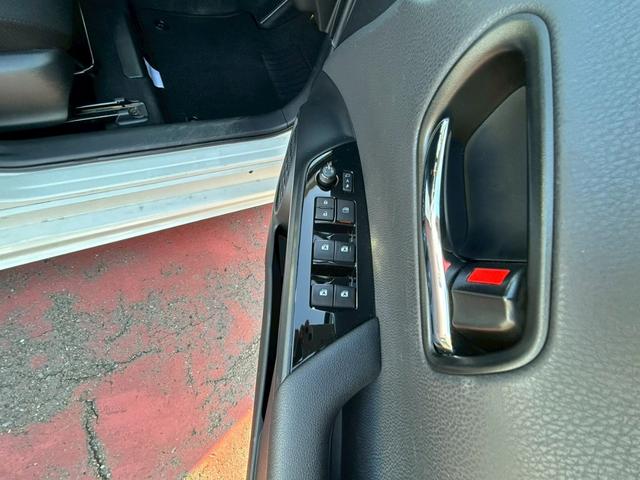 プリウス S ナビ DTV ETC Bluetooth機能 アルミ バックカメラ(49枚目)