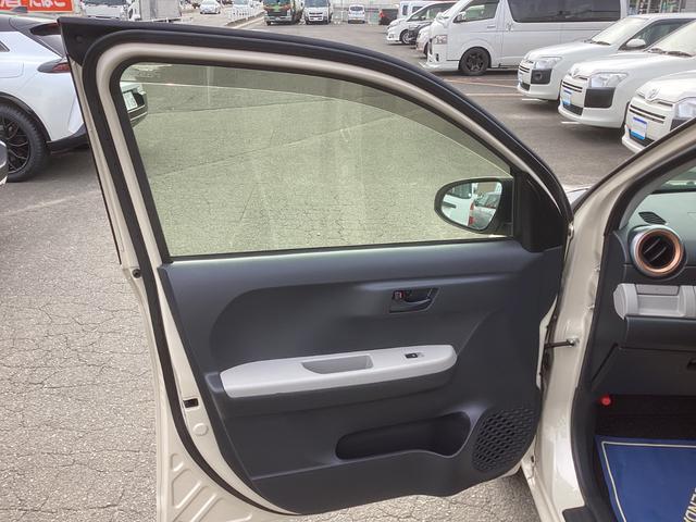 パッソ モーダ　純正ＳＤナビＴＶ　バックカメラ　ＥＴＣ　ＬＥＤヘッドランプ　スマートキー　アイドリングストップ　トヨタセーフティセンス（6枚目）