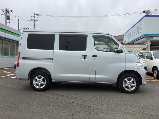 タウンエースバン ＧＬ　４ＷＤ　純正ＳＤナビＴＶ　バックカメラ　ＬＥＤヘッドランプ　コーナーセンサー　スマートアシスト　キーレス（14枚目）