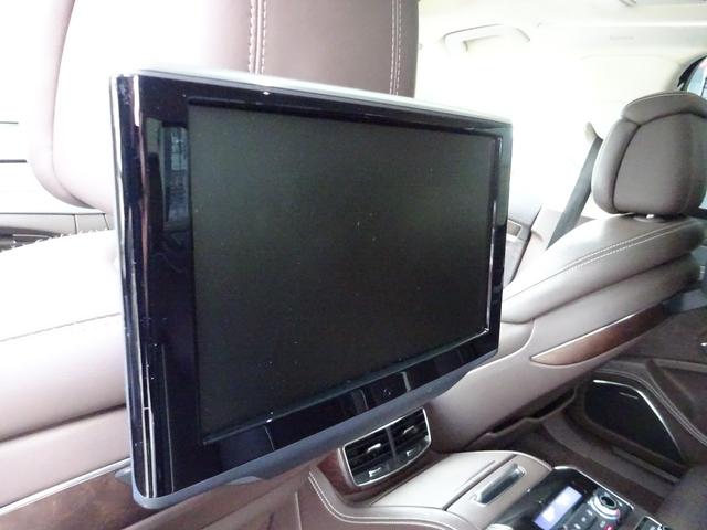 Ａ８ Ｌ　Ｗ１２クワトロ　デザインセレクション　４人乗り　ツインサンルーフ　リアエンターテイメント　全席エアーシート　ローダウン　フロントＡＢＴスポイラー　レザーシート　純正アルミホイール（29枚目）