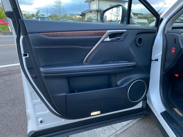 RX RX450h バージョンL 450h バージョンL ハイブリッド 禁煙車 純正ナビ ミシュランタイヤ ドラレコ レザーシート 地デジ 全方位カメラ パワーシート(39枚目)