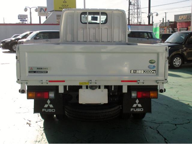 キャンター 　３．０ディーゼルターボ４ＷＤ　平ボディ２ｔ　６速オートマ　リアカメラ　ヒルスタートアシスト　ＥＳＰ　ＬＥＤライトフォグ　オートライト（8枚目）
