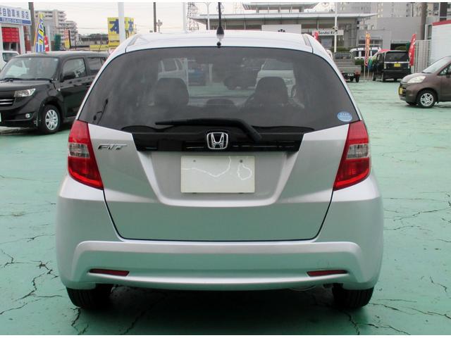 フィット G 4WD 福祉車両 助手席回転シート 走行23042K 車検9年8月(7枚目)