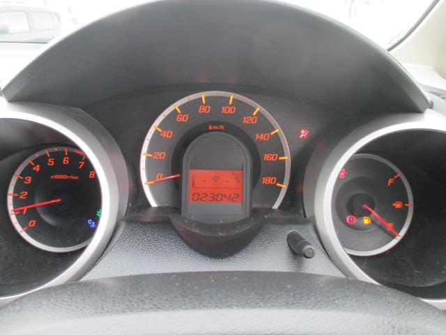 フィット G 4WD 福祉車両 助手席回転シート 走行23042K 車検9年8月(19枚目)