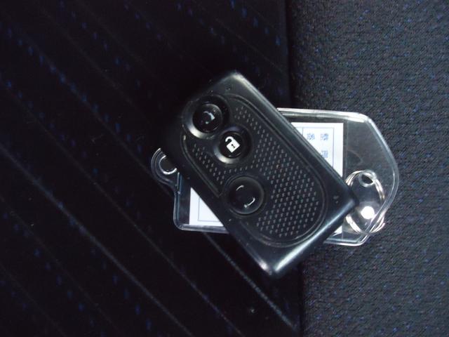 タント カスタムＸ　ナビ・ＴＶ　ＨＩＤ　左パワースライド　オートライト　フォグライト　アルミ（11枚目）