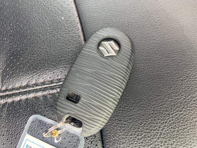 ワゴンＲスティングレー Ｘ　車検２年付き　４ＷＤ　ナビ　ＴＶ　ＨＩＤ　スマートキー　電動格納ミラー　シートヒーター　ベンチシート　ＣＶＴ　盗難防止システム　ＡＢＳ　ＣＤ　ＤＶＤ再生　ＵＳＢ　車高調　社外テール　シートカバー付き（23枚目）