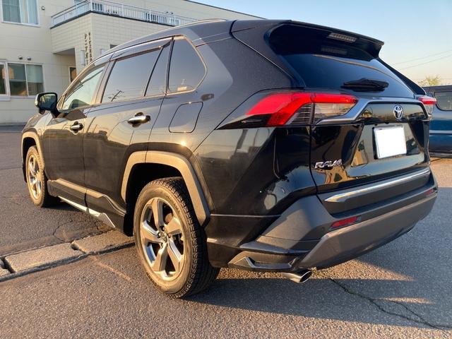 ＲＡＶ４ Ｇ　４ＷＤ　モデリスタエアロ　パノラマサンルーフ　セーフティセンス　Ｔコネクト　フルセグナビ　バックモニター　寒冷地仕様　前席ヒーター（9枚目）