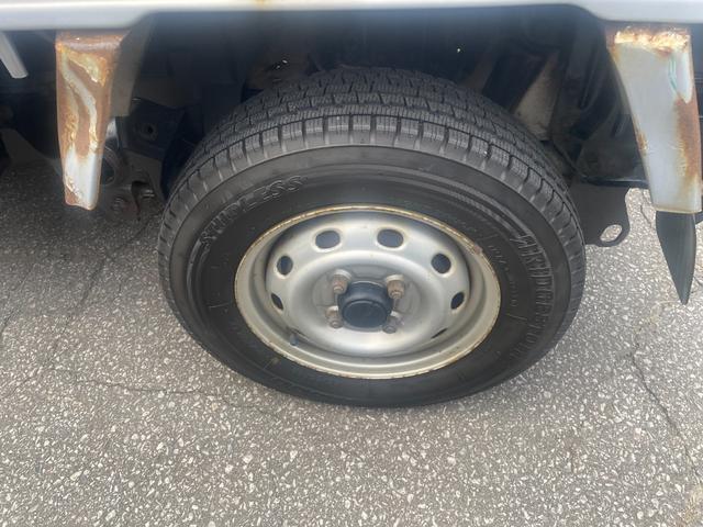 サンバートラック ＴＣ－ＳＣ　４ＷＤ　５Ｆ　エアコン　パワステ（19枚目）