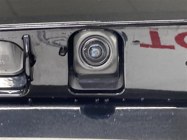 カローラクロス　サンルーフ　ミュージックプレイヤー接続可　バックカメラ　衝突被害軽減システム　ＥＴＣ　ドラレコ　ＬＥＤヘッドランプ(20枚目)