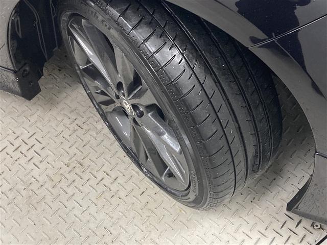 カローラツーリング ハイブリッド ダブルバイビー メモリーナビ DVD再生 ミュージックプレイヤー接続可 バックカメラ 衝突被害軽減システム ETC ドラレコ LEDヘッドランプ ワンオーナー フルエアロ(17枚目)