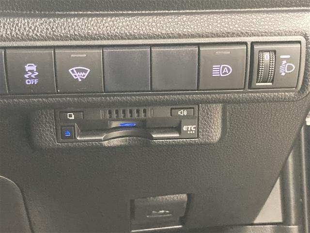 カローラツーリング ハイブリッド ダブルバイビー メモリーナビ DVD再生 ミュージックプレイヤー接続可 バックカメラ 衝突被害軽減システム ETC ドラレコ LEDヘッドランプ ワンオーナー フルエアロ(31枚目)