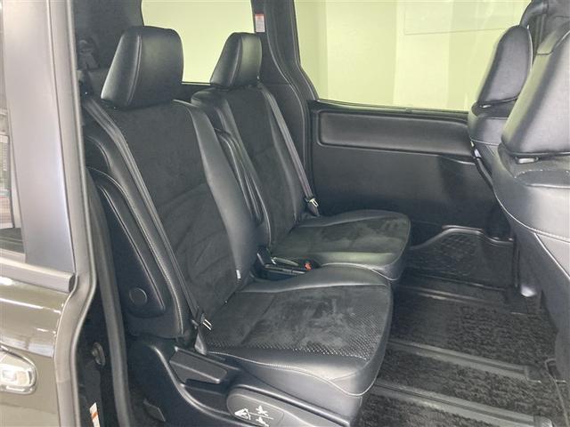 ヴォクシー ＺＳ　煌ＩＩＩ　４ＷＤ　フルセグ　メモリーナビ　ＤＶＤ再生　バックカメラ　衝突被害軽減システム　ＥＴＣ　ドラレコ　両側電動スライド　ＬＥＤヘッドランプ　ウオークスルー　乗車定員７人　３列シート　ワンオーナー　記録簿（33枚目）