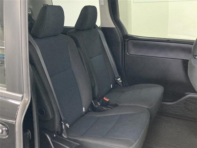 ヴォクシー X フルセグ メモリーナビ DVD再生 バックカメラ ETC 両側電動スライド LEDヘッドランプ ウオークスルー 乗車定員7人 3列シート アイドリングストップ(32枚目)