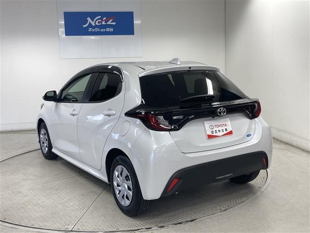 ヤリス G メモリーナビ ミュージックプレイヤー接続可 バックカメラ 衝突被害軽減システム ワンオーナー(5枚目)