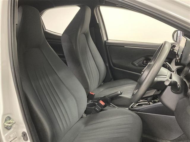 ヤリス G メモリーナビ ミュージックプレイヤー接続可 バックカメラ 衝突被害軽減システム ワンオーナー(31枚目)