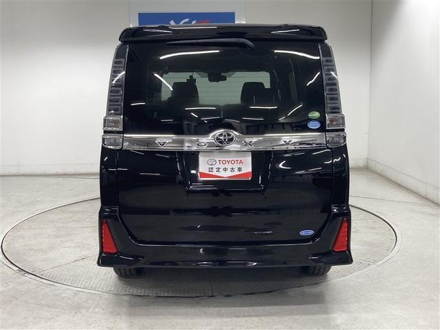 ヴォクシー ＺＳ　煌　４ＷＤ　フルセグ　メモリーナビ　ＤＶＤ再生　バックカメラ　衝突被害軽減システム　ＥＴＣ　ドラレコ　両側電動スライド　ＬＥＤヘッドランプ　ウオークスルー　乗車定員７人　３列シート　アイドリングストップ（6枚目）