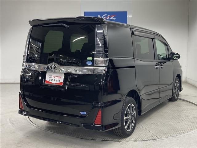 ヴォクシー ＺＳ　煌　４ＷＤ　フルセグ　メモリーナビ　ＤＶＤ再生　バックカメラ　衝突被害軽減システム　ＥＴＣ　ドラレコ　両側電動スライド　ＬＥＤヘッドランプ　ウオークスルー　乗車定員７人　３列シート　アイドリングストップ（8枚目）
