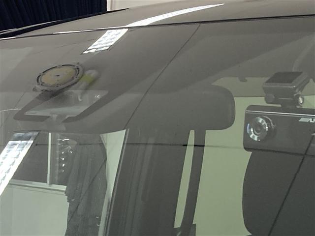 ヴォクシー ＺＳ　煌　４ＷＤ　フルセグ　メモリーナビ　ＤＶＤ再生　バックカメラ　衝突被害軽減システム　ＥＴＣ　ドラレコ　両側電動スライド　ＬＥＤヘッドランプ　ウオークスルー　乗車定員７人　３列シート　アイドリングストップ（24枚目）