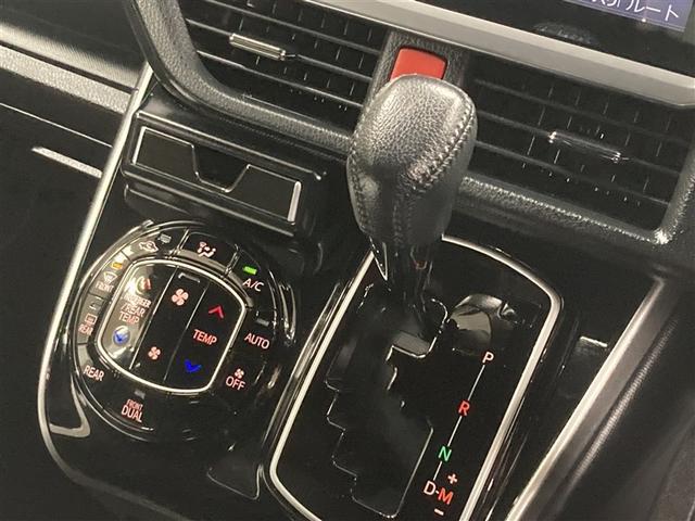 ヴォクシー ＺＳ　煌　４ＷＤ　フルセグ　メモリーナビ　ＤＶＤ再生　バックカメラ　衝突被害軽減システム　ＥＴＣ　ドラレコ　両側電動スライド　ＬＥＤヘッドランプ　ウオークスルー　乗車定員７人　３列シート　アイドリングストップ（28枚目）