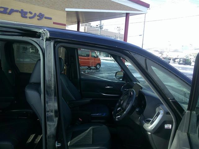 ノア S-Z 4WD バックカメラ 衝突被害軽減システム ETC 両側電動スライド LEDヘッドランプ 乗車定員7人 3列シート アルミホイール キーレス ABS エアバッグ スマートキー(11枚目)