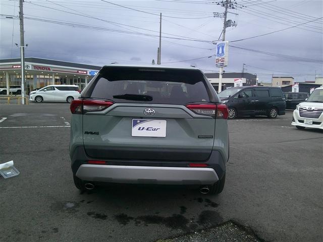 ＲＡＶ４ アドベンチャー　４ＷＤ　ミュージックプレイヤー接続可　バックカメラ　衝突被害軽減システム　ＬＥＤヘッドランプ　アルミホイール　キーレス　ＡＢＳ　エアバッグ　スマートキー　オートクルーズコントロール（6枚目）