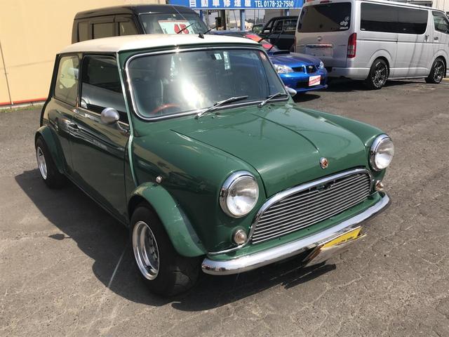 クーパーヘリテイジ 本革シート クイックシフト ディーラー車(3枚目)