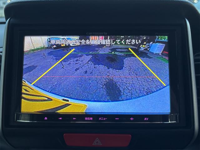 Ｎ－ＢＯＸカスタム Ｇ・ターボＬパッケージ　４ＷＤ　ＥＴＣ　バックカメラ　両側電動スライドドア　ナビ　ＴＶ　オートクルーズコントロール　オートライト　ＨＩＤ　スマートキー　アイドリングストップ　電動格納ミラー　シートヒーター　ベンチシート（5枚目）
