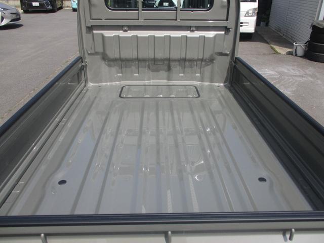 キャリイトラック ＫＣエアコン・パワステ農繁仕様　４ＷＤ　届け出済み未使用車　デフロック　パワーウインドウ　キーレスエントリー　強化リアサスペンション　４枚リーフスプリング（12枚目）