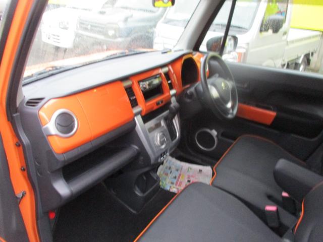 ハスラー Ｇ　４ＷＤ　レーダーブレーキサポート　アイドリングストップ　シートヒーター　ベンチシート　スマートキー　ＣＤ　ツートンカラー（14枚目）