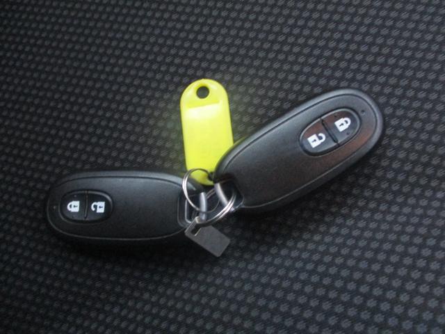 ハスラー Ｇ　４ＷＤ　レーダーブレーキサポート　アイドリングストップ　シートヒーター　ベンチシート　スマートキー　ＣＤ　ツートンカラー（21枚目）