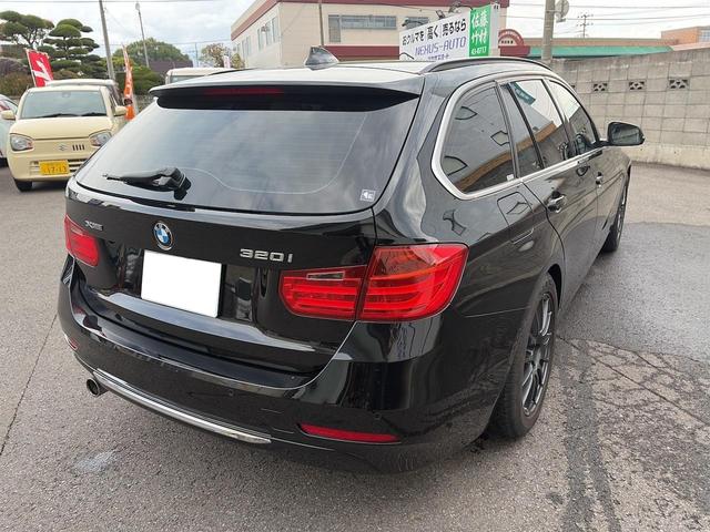３シリーズ ３２０ｉ　ｘＤｒｉｖｅツーリング　ラグジュアリー　禁煙車／ブラウンレザーシート／メモリーパワーシート／シートヒーター／パワーバックドア／バックカメラ／ＣＤ／ＤＶＤ／ブラックルーフレール／スタッドレスタイヤ積込（8枚目）