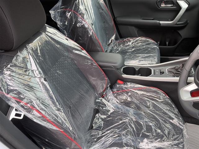 ライズ Z 4WD/登録済未使用車/純正9型ディスプレイオーディオ/寒冷地仕様/全周囲カメラ/衝突軽減ブレーキ/レーダークルーズ/2トーンカラー/シートヒーター/コーナーセンサー/スペアタイヤ/LEDヘッドライト(10枚目)