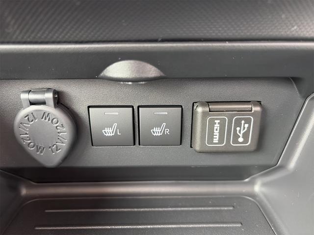 ライズ Z 4WD/登録済未使用車/純正9型ディスプレイオーディオ/寒冷地仕様/全周囲カメラ/衝突軽減ブレーキ/レーダークルーズ/2トーンカラー/シートヒーター/コーナーセンサー/スペアタイヤ/LEDヘッドライト(18枚目)