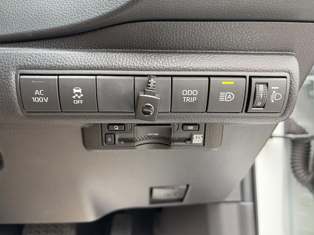 カローラスポーツ ハイブリッドＧ　Ｚ　禁煙車／１０．５インチディスプレイオーディオ／バックカメラ／シートヒーター／レーダークルーズ／禁煙車／ＥＴＣ２．０／Ｂｌｕｅｔｏｏｔｈ／フルセグ／ＬＥＤヘッドライト／スマートキー／クリアランスソナー（24枚目）