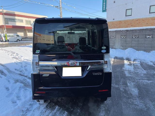 タント カスタムＸ　４ＷＤ／フルセグナビ／ＤＶＤ／リモコンスターター／冬タイヤ付き／左パワスラドア／スマートキー／プッシュスタート（3枚目）
