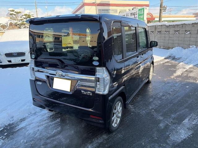 タント カスタムＸ　４ＷＤ／フルセグナビ／ＤＶＤ／リモコンスターター／冬タイヤ付き／左パワスラドア／スマートキー／プッシュスタート（8枚目）