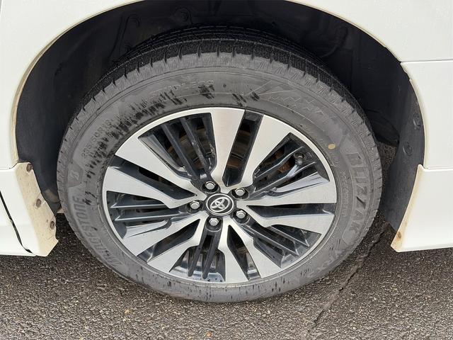 アルファード ２．５Ｓ　Ｃパッケージ　４ＷＤ／モデリスタエアロ／ワンオーナー／禁煙車／フリップダウンモニター／ＪＢＬサウンドナビ／純正リモコンスターター／寒冷地仕様／革シート／電動バックドア／両側パワスラドア／シートエアコン／ＥＴＣ２．０（20枚目）