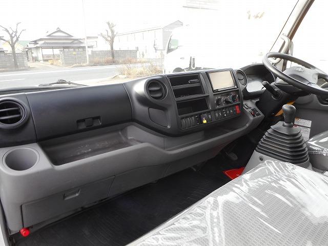 デュトロ ロング　★平★２．９トン★４ＷＤ★クレーン★ラジコン★３段★荷台内寸約：Ｌ３３９×Ｗ２０９×Ｈ３２（19枚目）