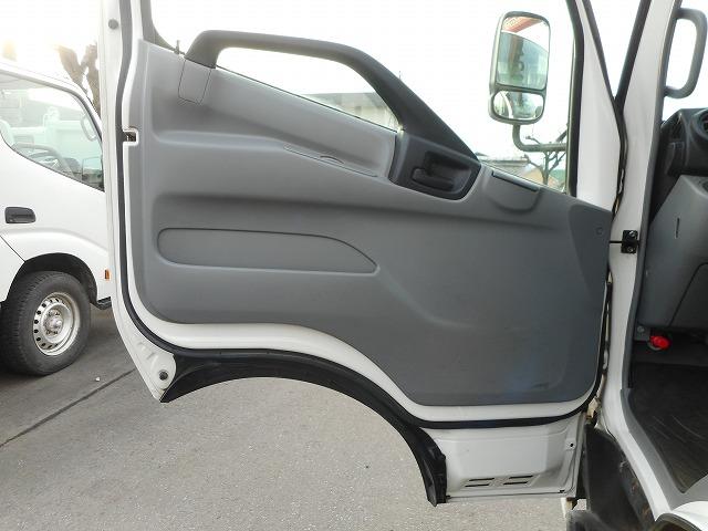 デュトロ ロング　★平★２．９トン★４ＷＤ★クレーン★ラジコン★３段★荷台内寸約：Ｌ３３９×Ｗ２０９×Ｈ３２（21枚目）