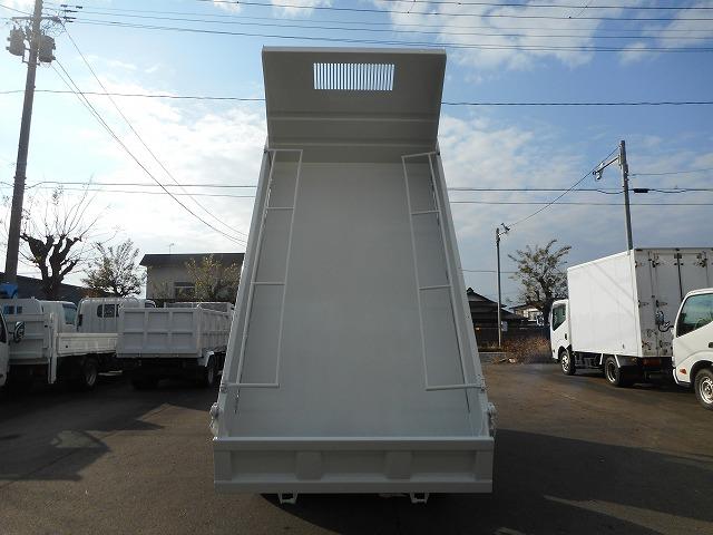 キャンター ダンプ ★4WD★低床★2トン★荷台内寸約:L304×W159×H31(9枚目)