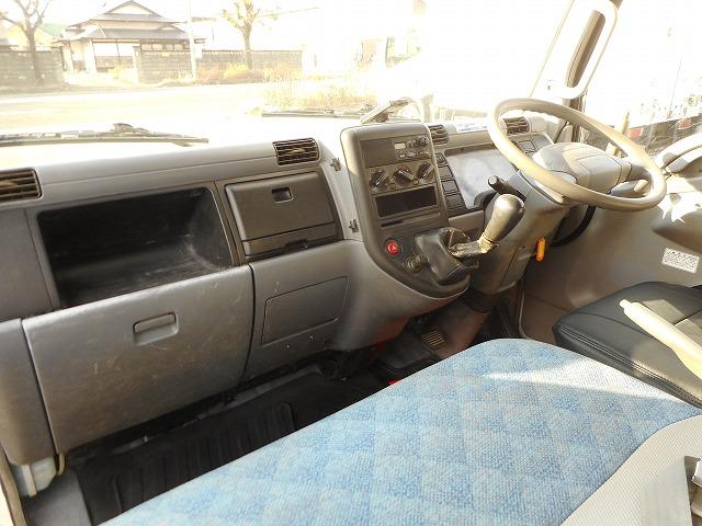 キャンター ダンプ ★4WD★低床★2トン★荷台内寸約:L304×W159×H31(19枚目)