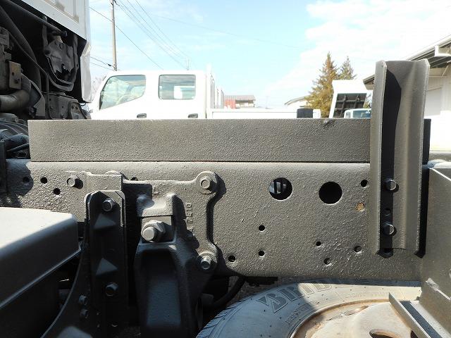 キャンター ダンプ ★4WD★低床★2トン★荷台内寸約:L304×W159×H31(27枚目)