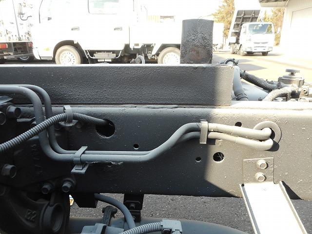 キャンター ダンプ ★4WD★低床★2トン★荷台内寸約:L304×W159×H31(32枚目)