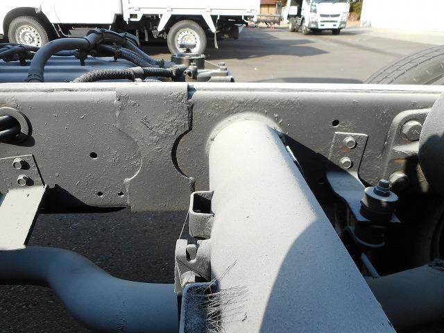 キャンター ダンプ ★4WD★低床★2トン★荷台内寸約:L304×W159×H31(33枚目)